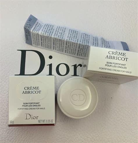 christian Dior creme abricot